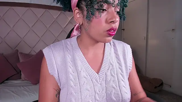 momo ayasse online show from November 11, 9:53 pm