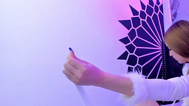 CarlySommers online show from April 9, 4:58 am