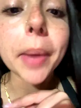 Snapshot of Dulce_1408 chatting on November 13, 4:27 am Dulce 1408 online show from November 13, 4:27 am