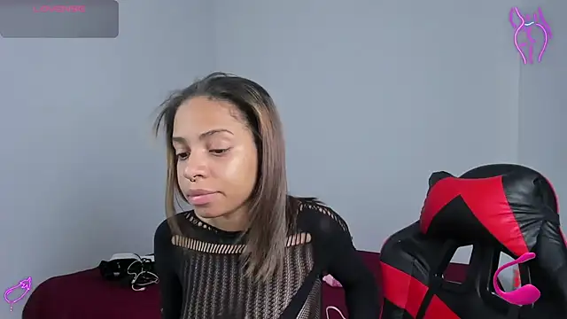 yumi hanna online show from March 11, 1:32 am