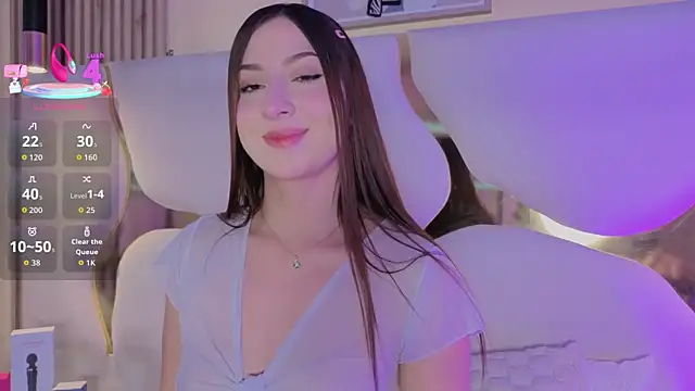 SofiJones  online show from March 24, 9:37 pm