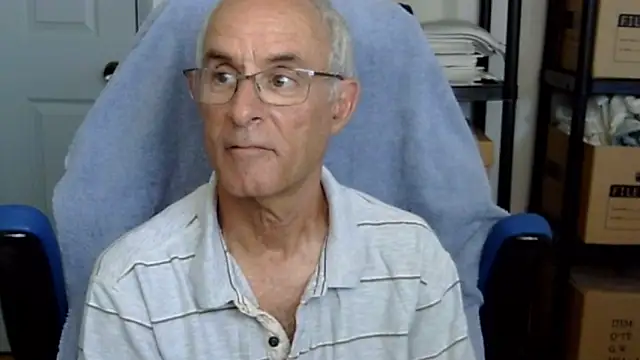 funone1999 online show from April 1, 10:18 pm