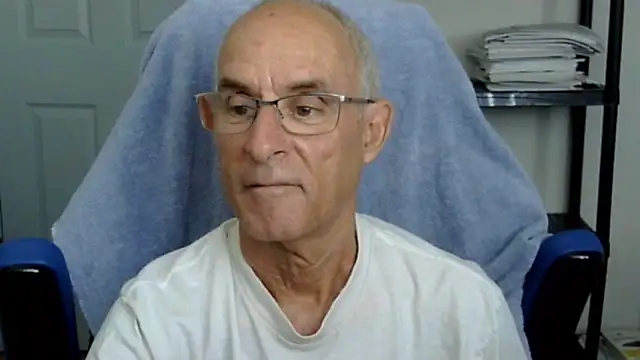 funone1999 online show from October 23, 6:50 pm