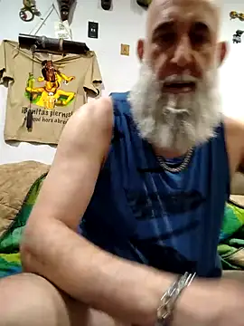 Snapshot of barbaszztop chatting on March 2, 11:44 pm barbaszztop online show from March 2, 11:44 pm