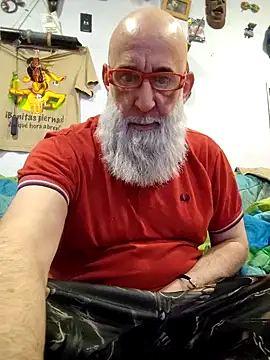 Snapshot of barbaszztop chatting on February 28, 6:35 am barbaszztop online show from February 28, 6:35 am