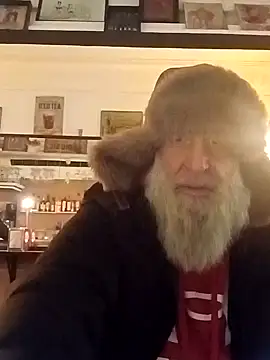 Snapshot of barbaszztop chatting on December 22, 10:32 pm barbaszztop online show from December 22, 10:32 pm