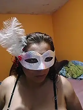 Snapshot of Canela_2020 chatting on July 16, 3:47 am Canela 2020 online show from July 16, 3:47 am