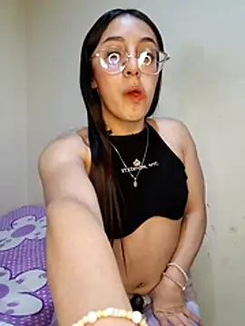 StefaniaFoxx  online show from March 7, 5:58 am