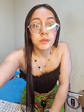 StefaniaFoxx  online show from February 14, 5:51 am