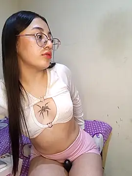 StefaniaFoxx  online show from May 7, 5:33 am