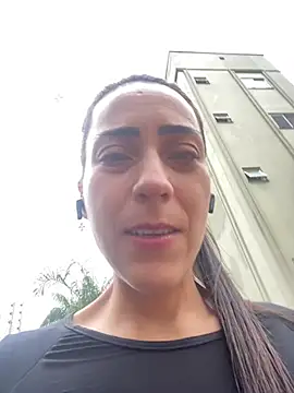 lucioliveira online show from February 11, 1:00 pm