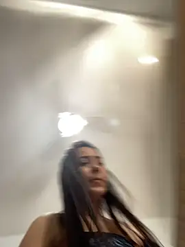 lucioliveira online show from March 31, 2:08 pm