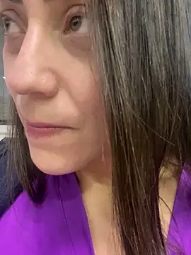 lucioliveira online show from September 21, 1:11 am