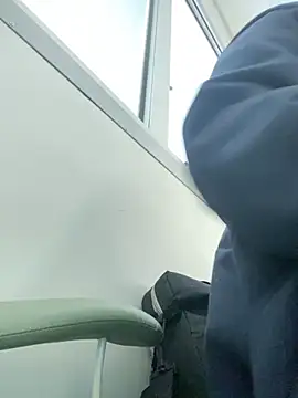 lucioliveira online show from October 22, 2:05 pm