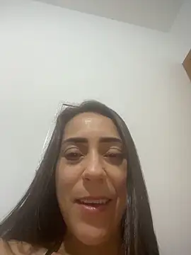 lucioliveira online show from February 17, 1:47 am