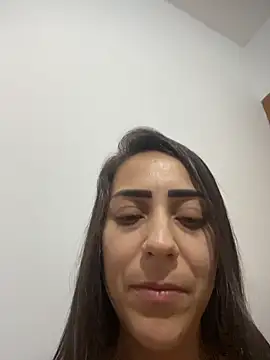 lucioliveira online show from March 1, 2:55 am