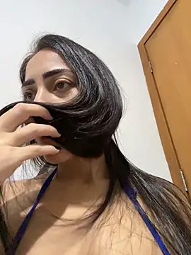 lucioliveira online show from June 3, 2:33 pm