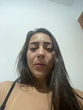 lucioliveira online show from February 5, 2:18 am
