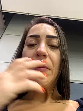 lucioliveira online show from October 4, 1:51 am