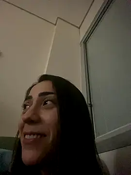 lucioliveira online show from October 15, 5:50 am