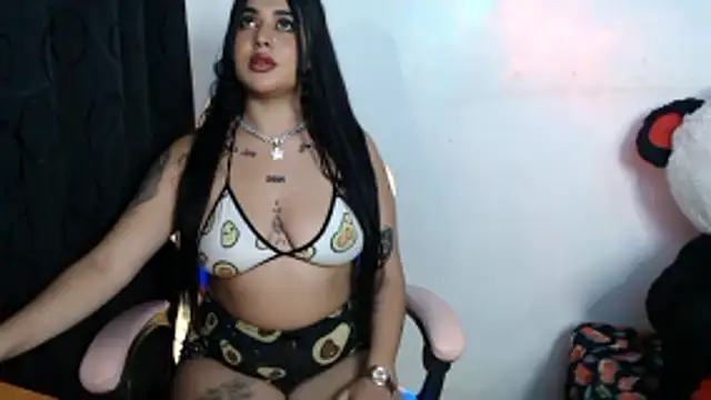 Snapshot of sophiadaza666 chatting on May 25, 12:32 am sophiadaza666 online show from May 25, 12:32 am