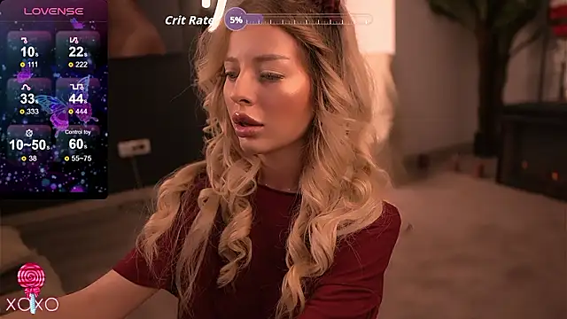 Snapshot of SerenaNoir chatting on February 1, 10:08 pm SerenaNoir online show from February 1, 10:08 pm