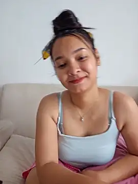 Natural Asian Girl online show from March 24, 8:03 am