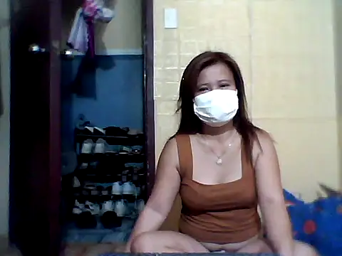 Snapshot of xxmarianxxxx chatting on March 24, 4:45 am xxmarianxxxx online show from March 24, 4:45 am