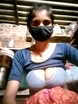 Joshi Love143 online show from November 4, 2:10 pm