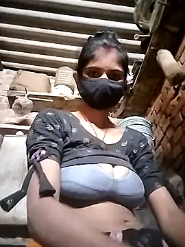 Joshi Love143 online show from December 5, 10:03 am