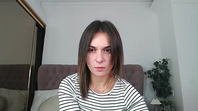 Snapshot of Little_mia__ chatting on November 30, 2:40 pm Little mia online show from November 30, 2:40 pm