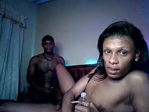 shemale fantasyXX online show from April 23, 10:00 pm