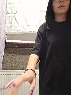 AllexyAle online show from April 17, 9:39 pm