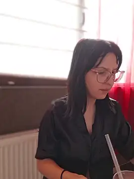 AllexyAle online show from March 15, 5:25 am