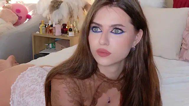 Sienna Voss online show from February 1, 8:40 pm