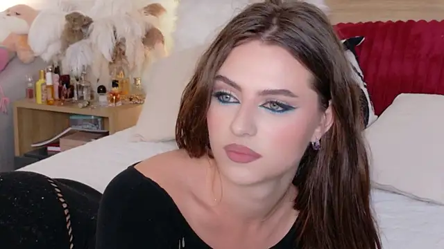 Sienna Voss online show from January 18, 8:23 pm