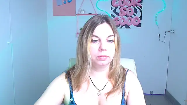 Snapshot of Jessica_Amore chatting on October 11, 5:30 am Jessica Amore online show from October 11, 5:30 am