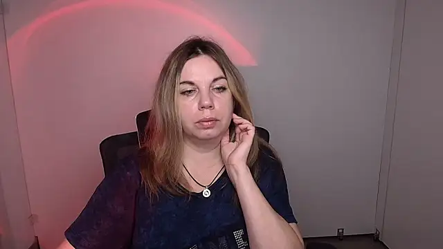 Snapshot of Jessica_Amore chatting on September 29, 5:47 am Jessica Amore online show from September 29, 5:47 am