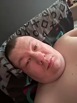 Snapshot of Tornado2007 chatting on February 9, 12:47 pm Tornado2007 online show from February 9, 12:47 pm