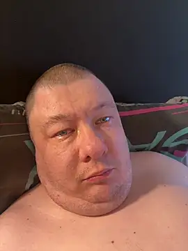 Snapshot of Tornado2007 chatting on March 2, 12:34 pm Tornado2007 online show from March 2, 12:34 pm