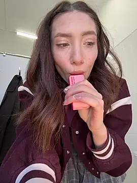 BallerinaCappuccino  online show from March 21, 7:31 am