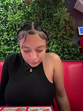 allybluee777 online show from March 7, 10:59 pm