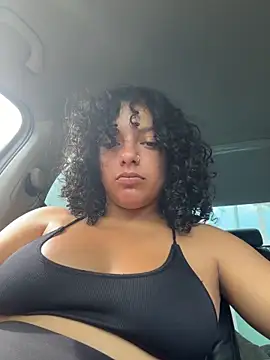 Snapshot of allybluee777 chatting on May 28, 2:45 pm allybluee777 online show from May 28, 2:45 pm