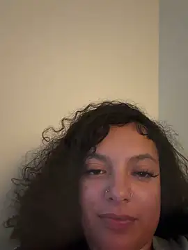 Snapshot of allybluee777 chatting on December 14, 10:26 pm allybluee777 online show from December 14, 10:26 pm