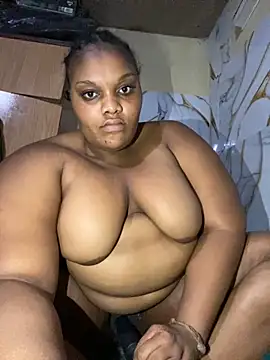 chubbybbw18 online show from October 22, 7:24 pm
