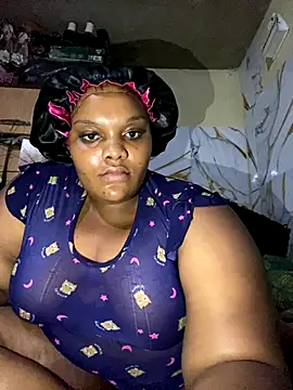 chubbybbw18 online show from October 17, 8:10 pm