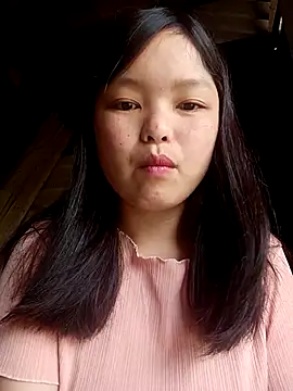 XoiXoi232 online show from March 26, 1:15 am