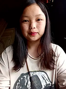 XoiXoi232 online show from April 23, 1:23 am