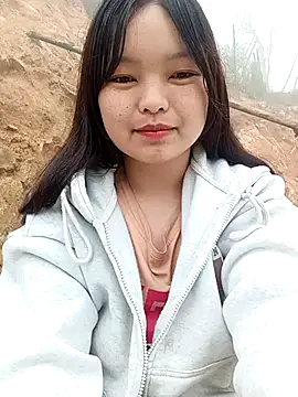 XoiXoi232 online show from March 23, 2:22 am