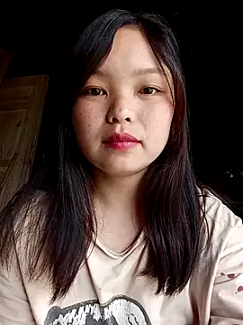 XoiXoi232 online show from April 4, 1:01 am